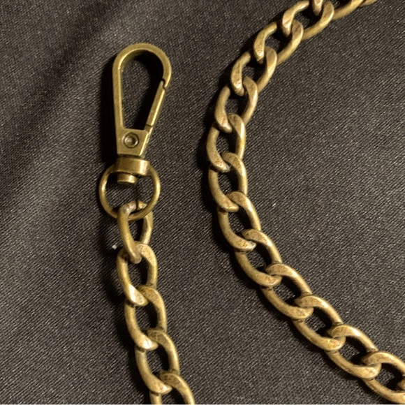 New 47” crossbody chain in antique gold/bronze. - Picture 3 of 4